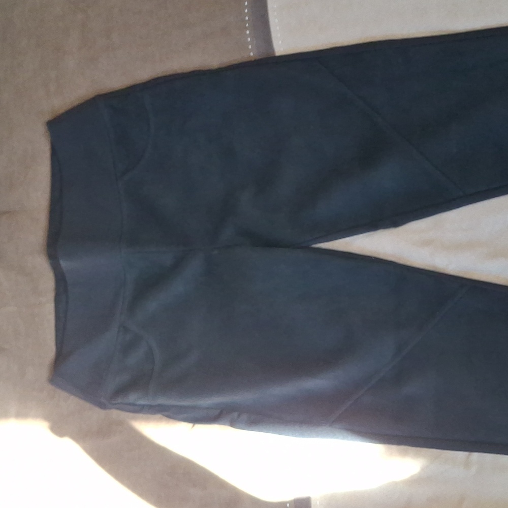 Wearables Black High-Waisted Suede feel Leggings